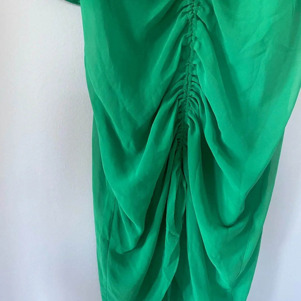 🛑SOLD City Chic Green Cinched Drawn Up Dress - Picture 7 of 11